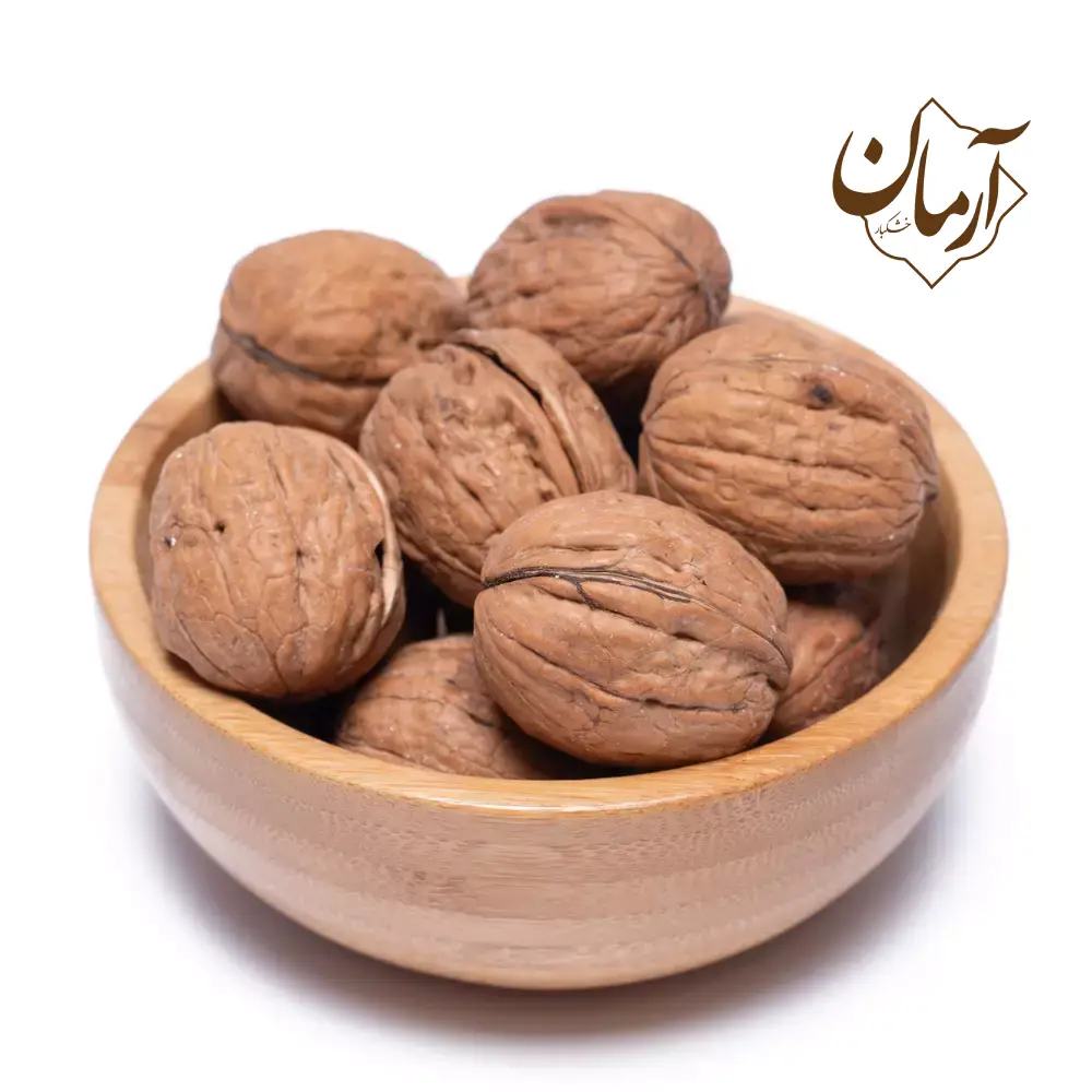 گردو خارجی با پوست گردو خارجی با پوست